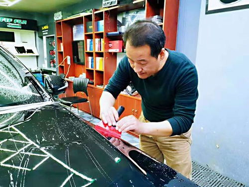 成都汽车贴膜美容店员工分享 汽车漆面膜气泡怎么办 问题篇